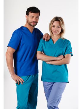 Blouse médicale Col V Homme, Dickies, 2 poches, Collection "EDS signature" (86706), couleur bleu royal, vue modele